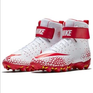 Men's Force Savage Shark Football Cleats